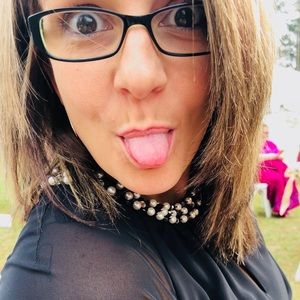 Meet your Posher, Amber